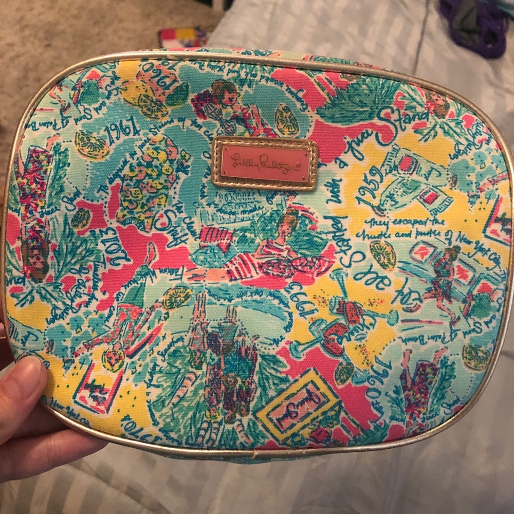 Limited edition Lilly Pulitzer make up bag RARE
